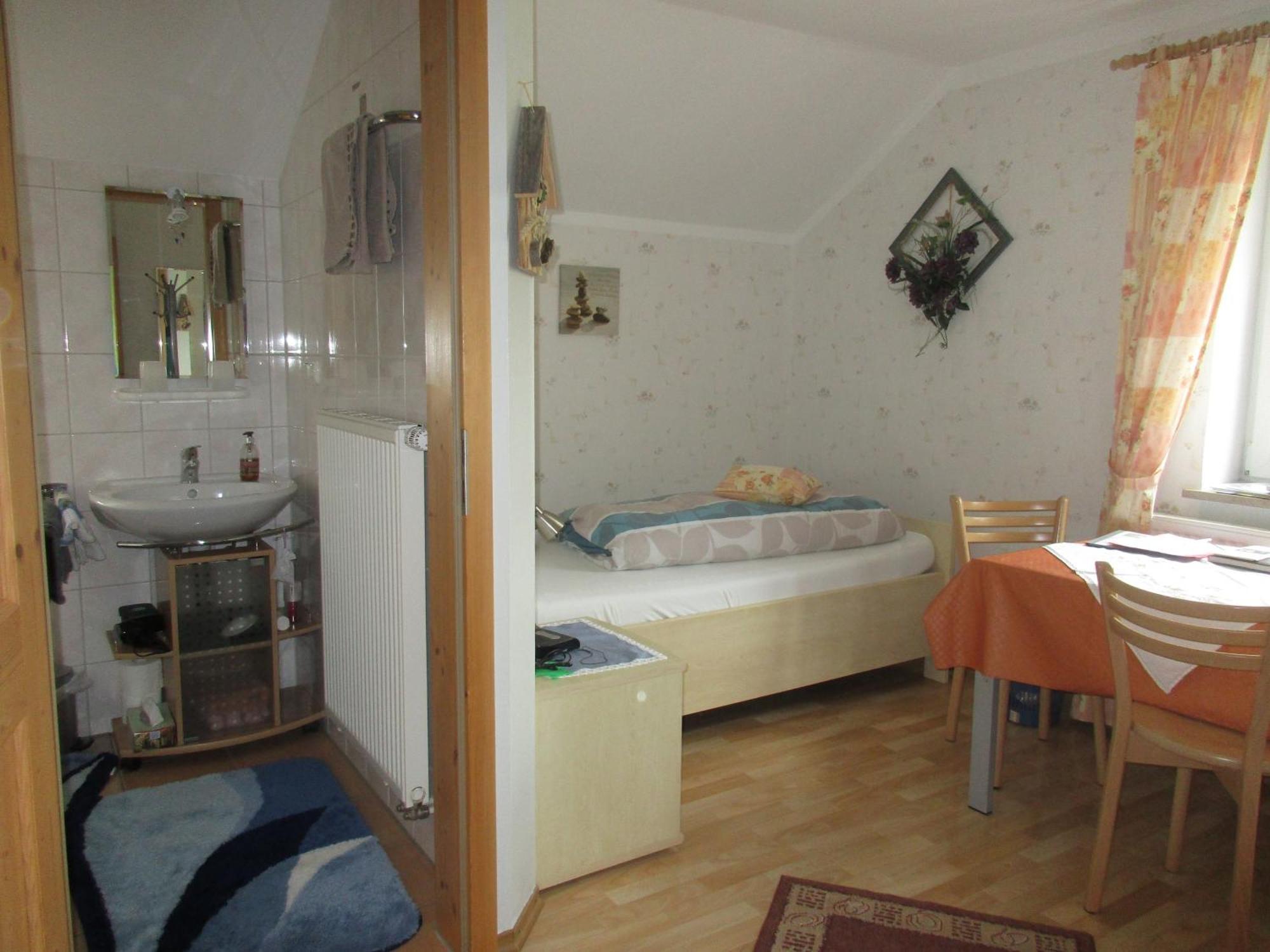 Gaestehaus Reisacher - Einzelzimmer Peiting Exteriör bild